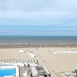Zeezicht Vanop Het 6 De Verdiep * Oostduinkerke