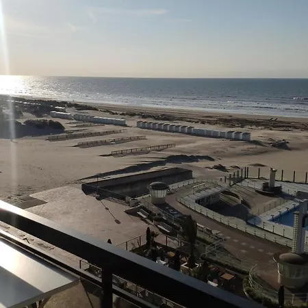 Zeezicht Vanop Het 6 De Verdiep Oostduinkerke