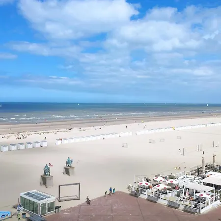 Appartement Zeezicht Vanop Het 6 De Verdiep *