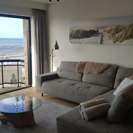 Zeezicht Vanop Het 6 De Verdiep * Oostduinkerke